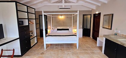 La Villa Hibiscus