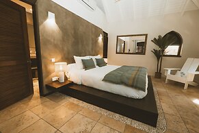 La Villa Hibiscus