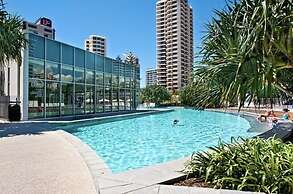 Sky Point Tower - Private Apartments