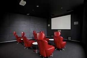 Sky Point Tower - Private Apartments