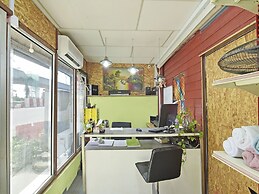 OYO 90535 Wakaf Bharu Inn