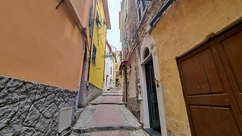 Italianway - Costiglioli 8 B