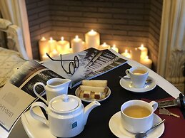 Hotel SPA Piscine le Petit Castel