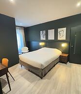 Hotel SPA Piscine le Petit Castel