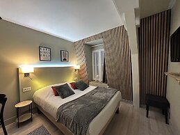 Hotel SPA Piscine le Petit Castel