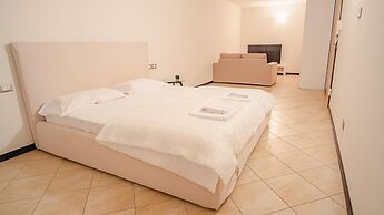 Endless Summer Sirmione - Italian Homing