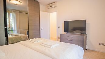 Endless Summer Sirmione - Italian Homing