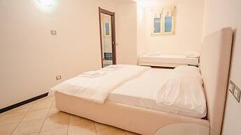 Endless Summer Sirmione - Italian Homing