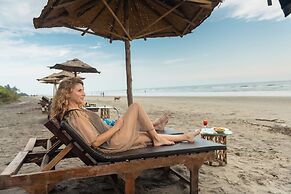 Amadi Beach Front Resort