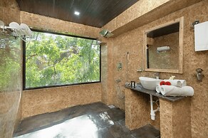 Amadi Beach Front Resort