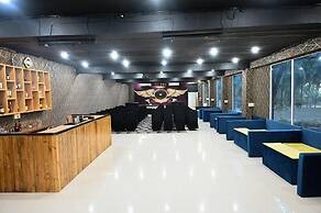 Amadi Beach Front Resort