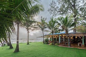 Amadi Beach Front Resort