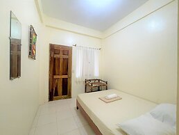 OYO 876 Escurel Inn Boracay