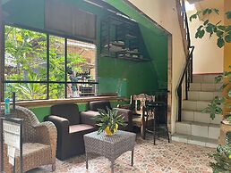 OYO 876 Escurel Inn Boracay