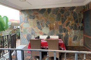 1bed Apartment - Parking, Wifi, Balcony, Bbq