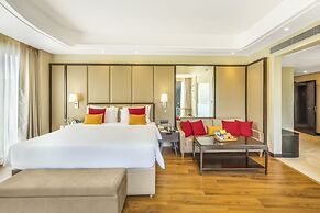 The Vaishnodevi Sarovar Portico