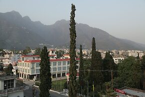 The Vaishnodevi Sarovar Portico