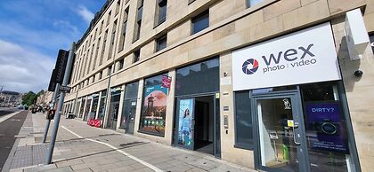 JOIVY Affordable Edinburgh - Adults only