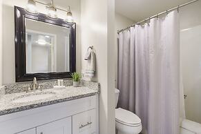 18th Fairway View - Club Amenities