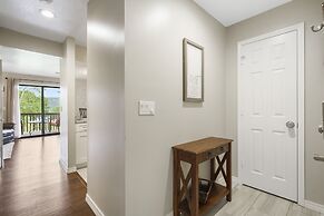 18th Fairway View - Club Amenities