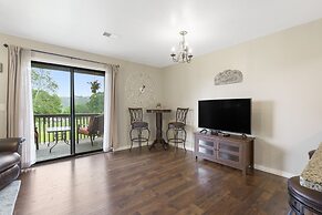 18th Fairway View - Club Amenities