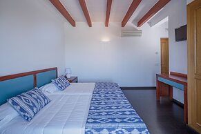 Hostal Castell de Lô