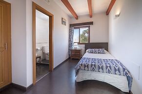 Hostal Castell de Lô