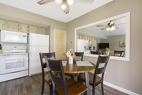 Abby Lane Leisure Time - Near Lake Taneycomo