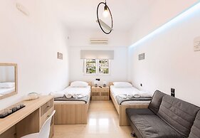 Mpali Bay View And Beach Front Apt Crete