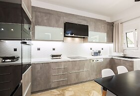 Mpali Bay View And Beach Front Apt Crete