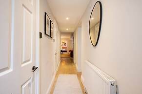 The Paddington Flat - Modern 2bdr With Patio