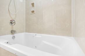 City View at the Foothills - Shared Amenities in the Heart of Branson