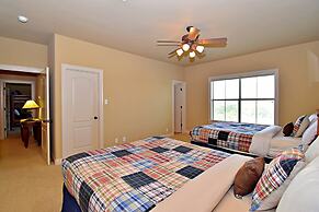 Pet-friendly Oasis in Gated Community!