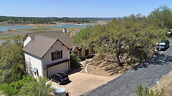 Pet-friendly Oasis in Gated Community!