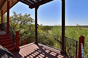 Pet-friendly Oasis in Gated Community!