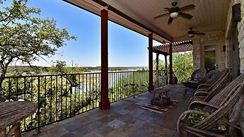 Pet-friendly Oasis in Gated Community!