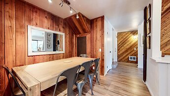 Crestview #2 - Close to The Village, Near Year-round Outdoor Activitie