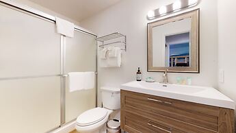 Crestview #2 - Close to The Village, Near Year-round Outdoor Activitie