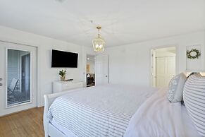 Foothills Walk-in - On-site Amenities