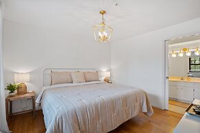 Foothills Walk-in - On-site Amenities