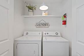 Foothills Walk-in - On-site Amenities