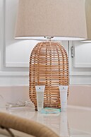 Foothills Walk-in - On-site Amenities