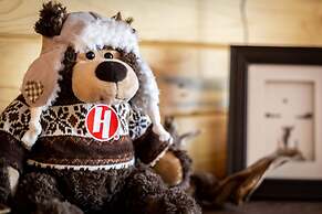 The Blue Lake House - Family fun Abound