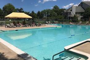 Lakeview Landing Pristine 3BR Condo