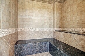 2300 Red Hawk Lodge 3 Bedroom Condo by RedAwning