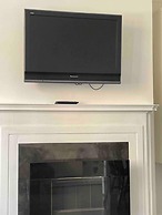 Bright and Spacious 2-bed Apartment in Sutton