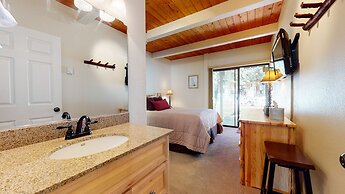 Villa De Los Pinos - Year-round Activities, Nearby Shopping & Restaura