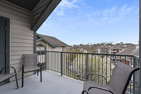 Guest House at The Greens - Dolly Parton's Stampede