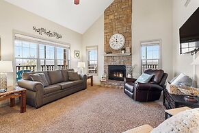 The Gathering Place - Minutes to 61-acre Theme Park