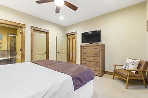 Taneycomo Retreat - Lakefront Condo